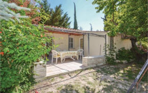 Amazing Home In Crillon Le Brave With Kitchenette